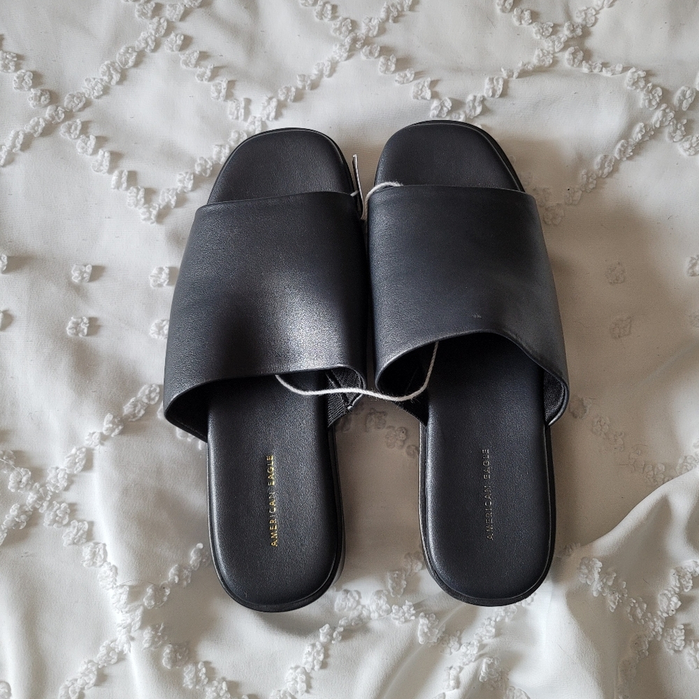NWT American Eagle Platform Slide Sandals, size 8